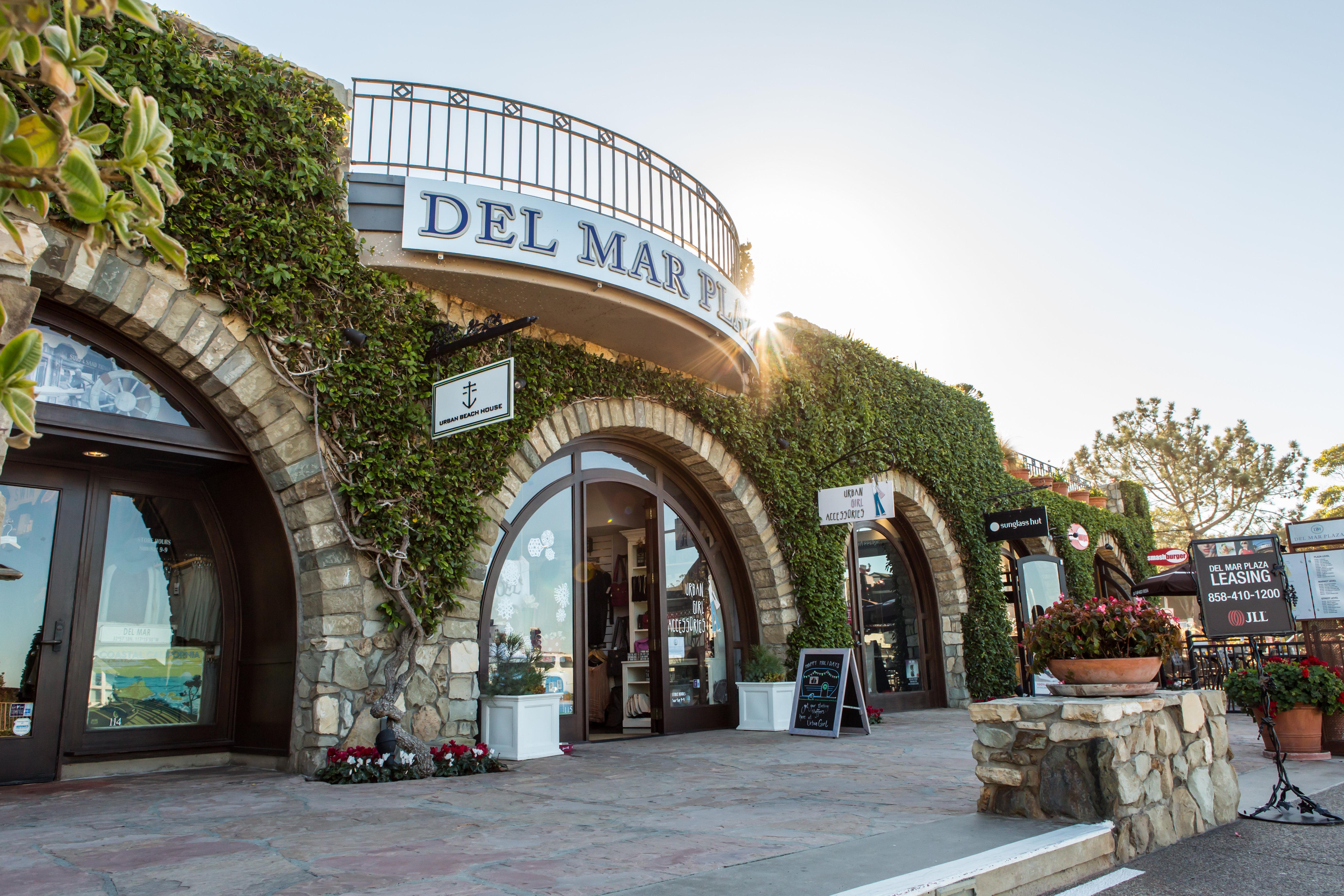 Hilton San Diego/Del Mar Exterior photo